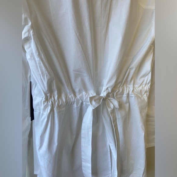 Isaac Mizrahi white button down with tie back detail NWT - Picture 3 of 9